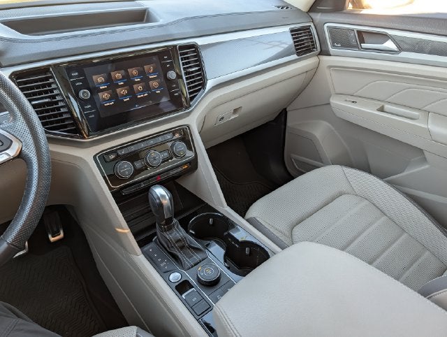 2022 Volkswagen Atlas 3.6L V6 SEL Premium R-Line