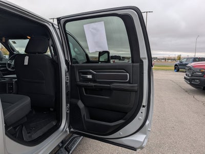 2026 RAM 3500 Big Horn Crew Cab 4x4 8' Box