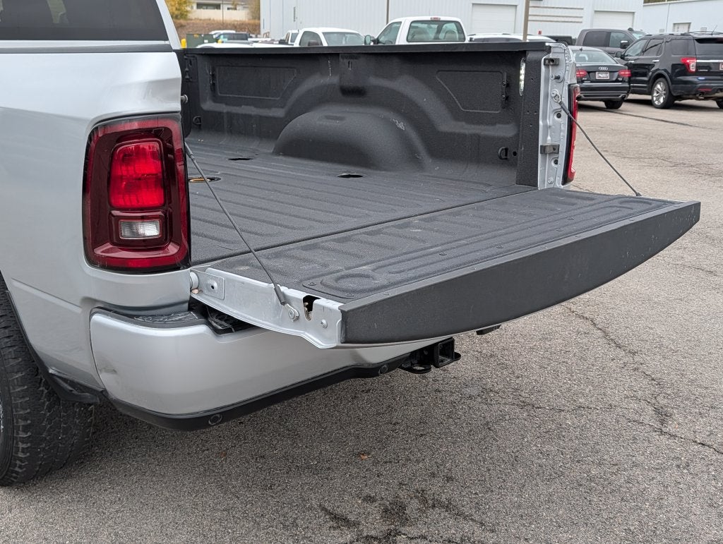 2026 RAM 3500 Big Horn Crew Cab 4x4 8' Box