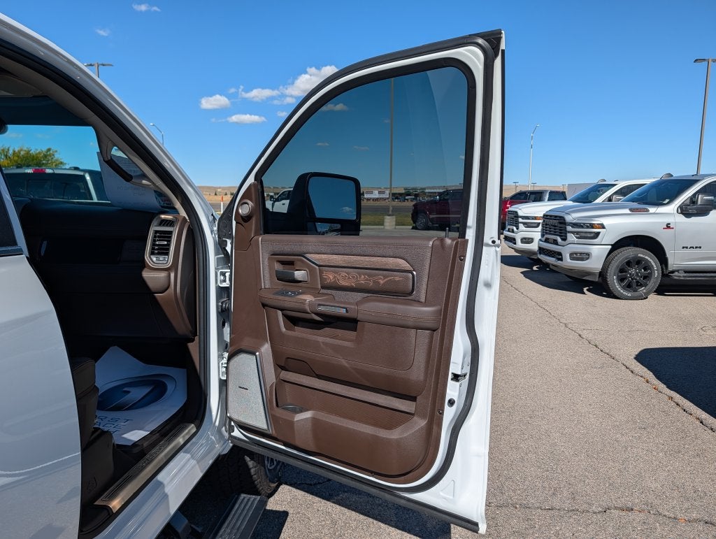 2026 RAM 2500 Limited Longhorn Crew Cab 4x4 6'4' Box
