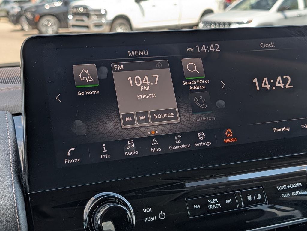 2022 Nissan Armada Platinum