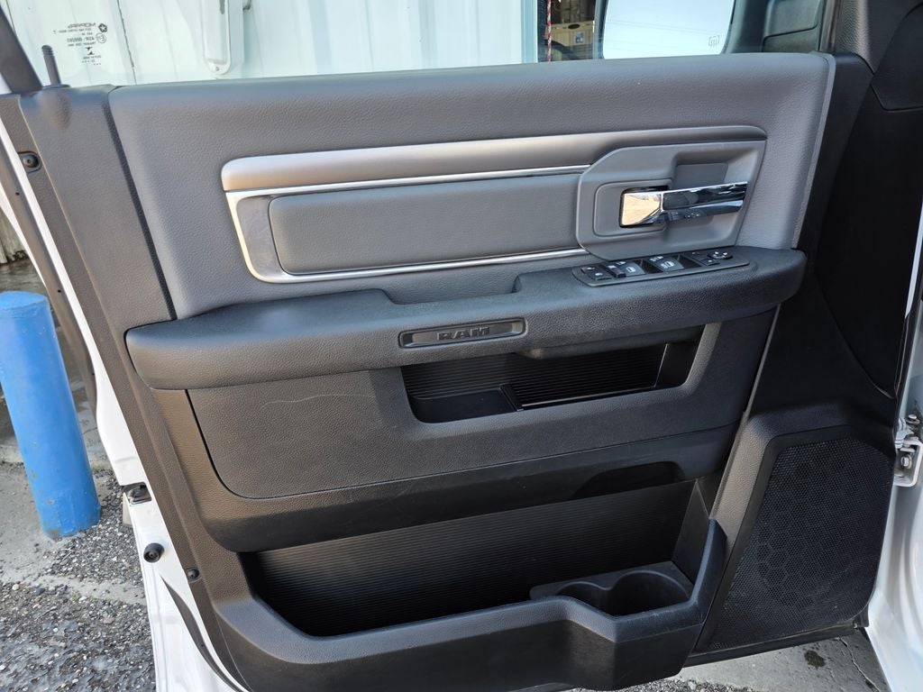 2022 RAM 1500 Classic SLT
