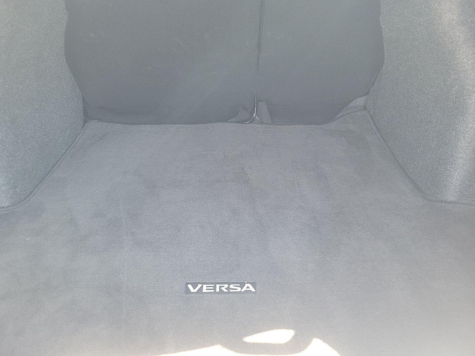 2024 Nissan Versa 1.6 SV