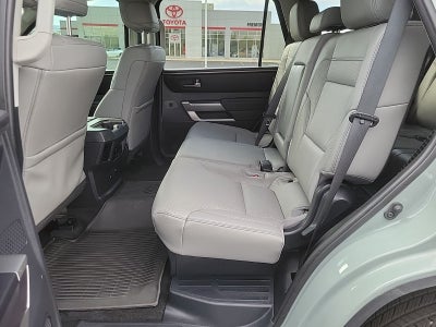 2024 Toyota Sequoia SR5