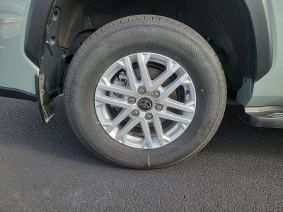 2024 Toyota Sequoia SR5