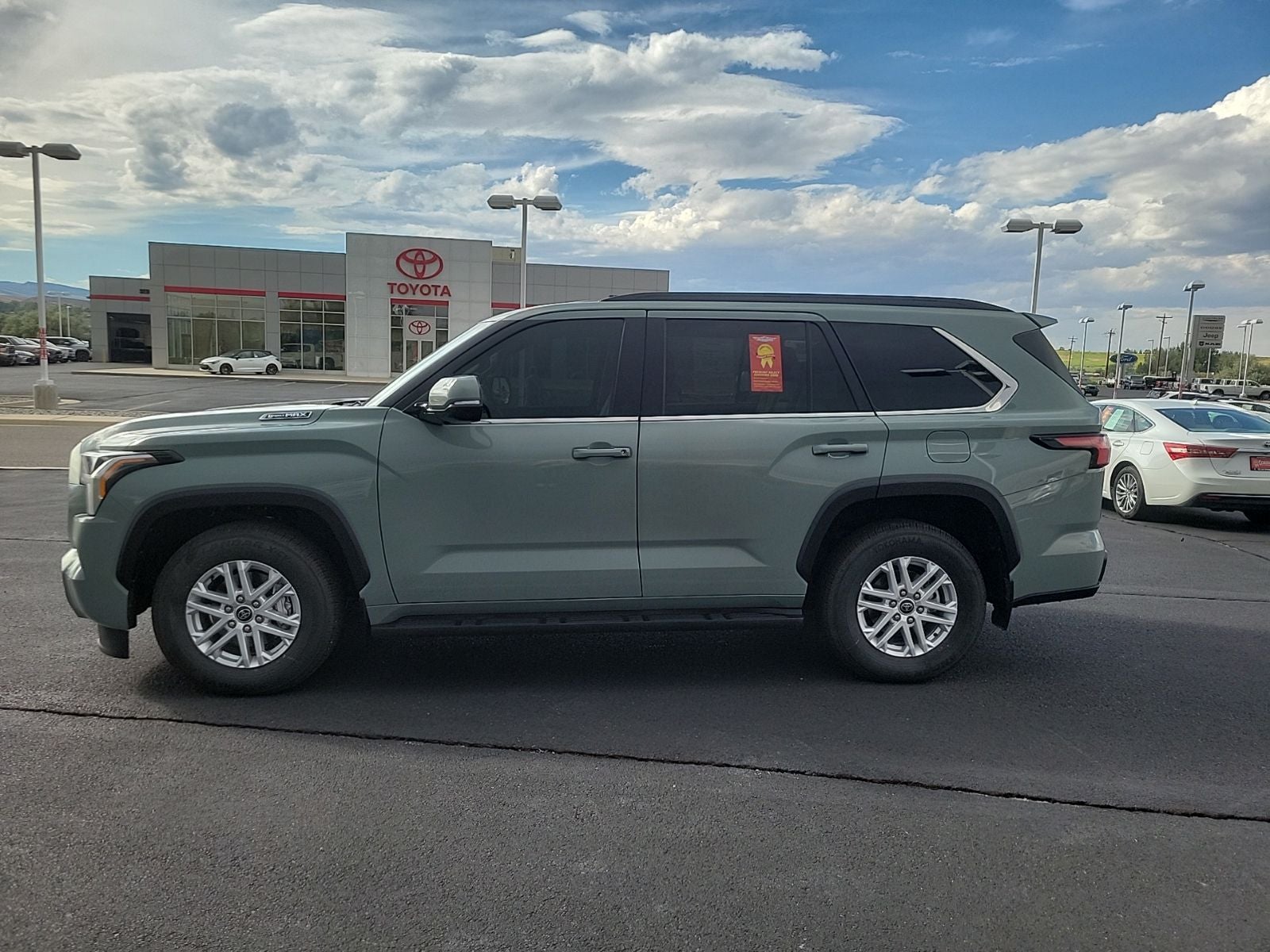 2024 Toyota Sequoia SR5