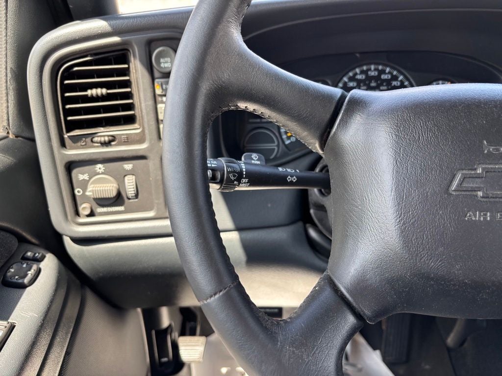 2000 Chevrolet Silverado 1500 LS