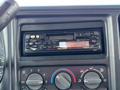 2000 Chevrolet Silverado 1500 LS