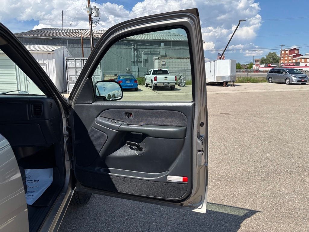 2000 Chevrolet Silverado 1500 LS