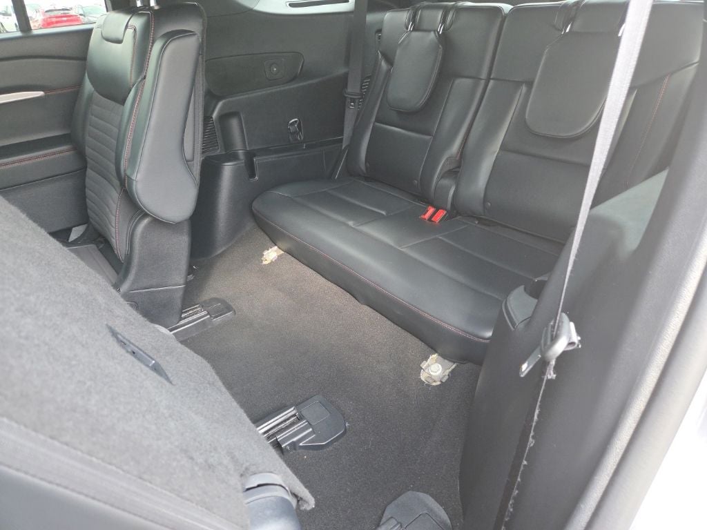 2025 Ford Explorer ST-Line 4WD