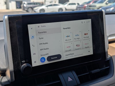 2025 Toyota RAV4 XLE