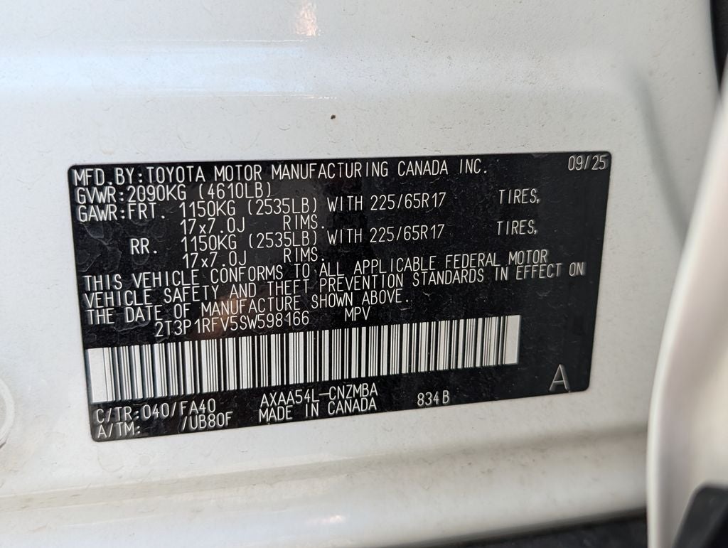 2025 Toyota RAV4 XLE