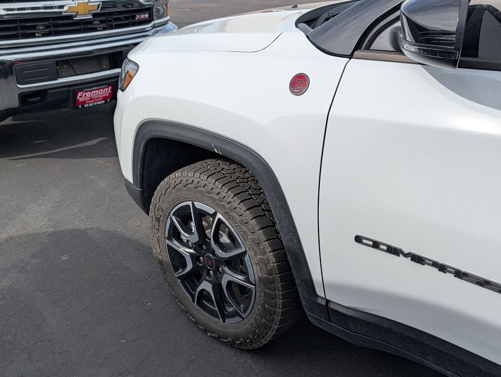 2025 Jeep Compass Trailhawk