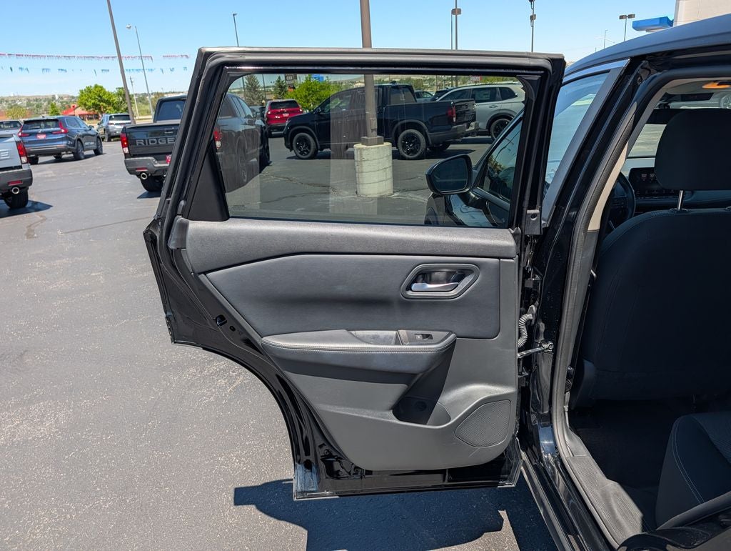 2025 Nissan Rogue SV AWD