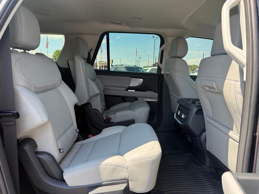 2027 Ford Expedition Max Active