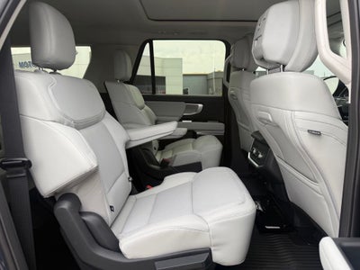 2027 Ford Expedition Max Platinum 30th Anniversary Pkg