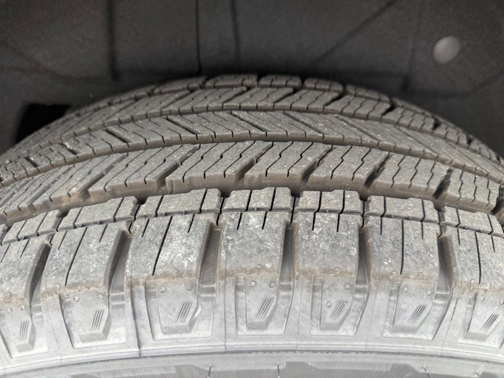 2027 Ford Expedition Max Platinum 30th Anniversary Pkg
