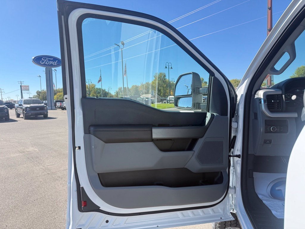 2027 Ford F-250SD XL STX