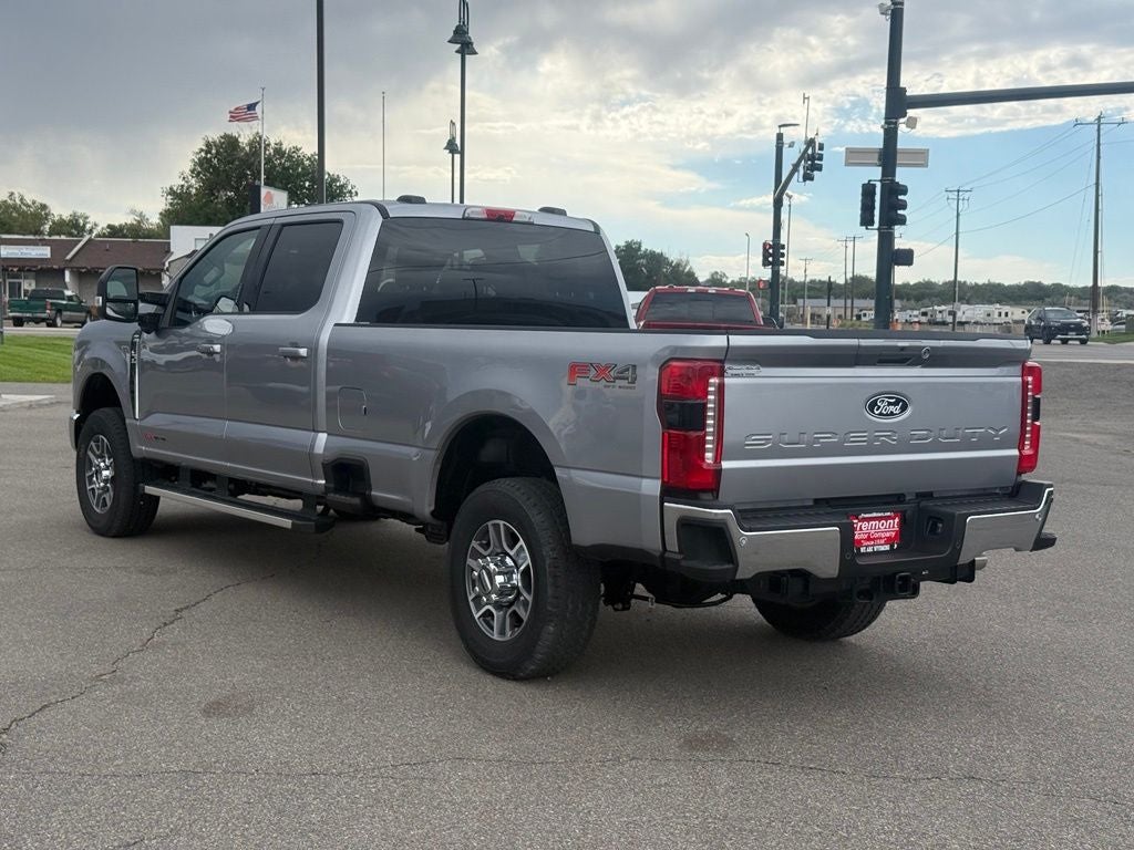 2027 Ford F-350SD Lariat