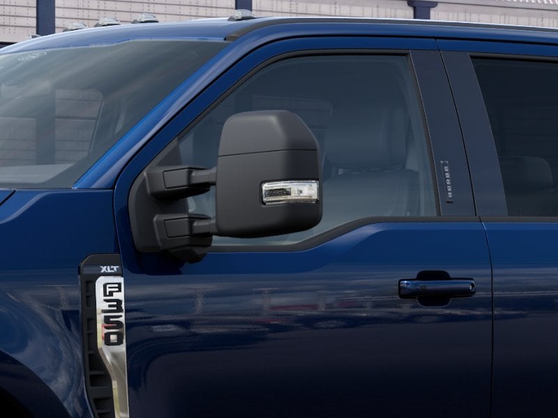 2027 Ford F-350SD XLT