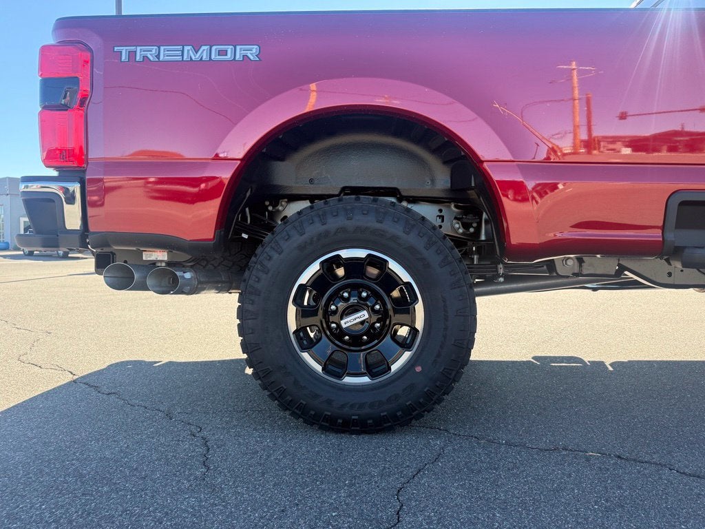 2027 Ford F-350SD Lariat Tremor