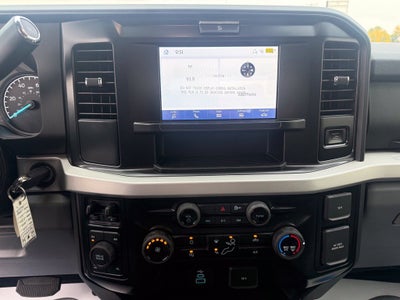 2027 Ford F-350SD XLT