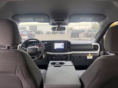 2027 Ford F-350SD XLT