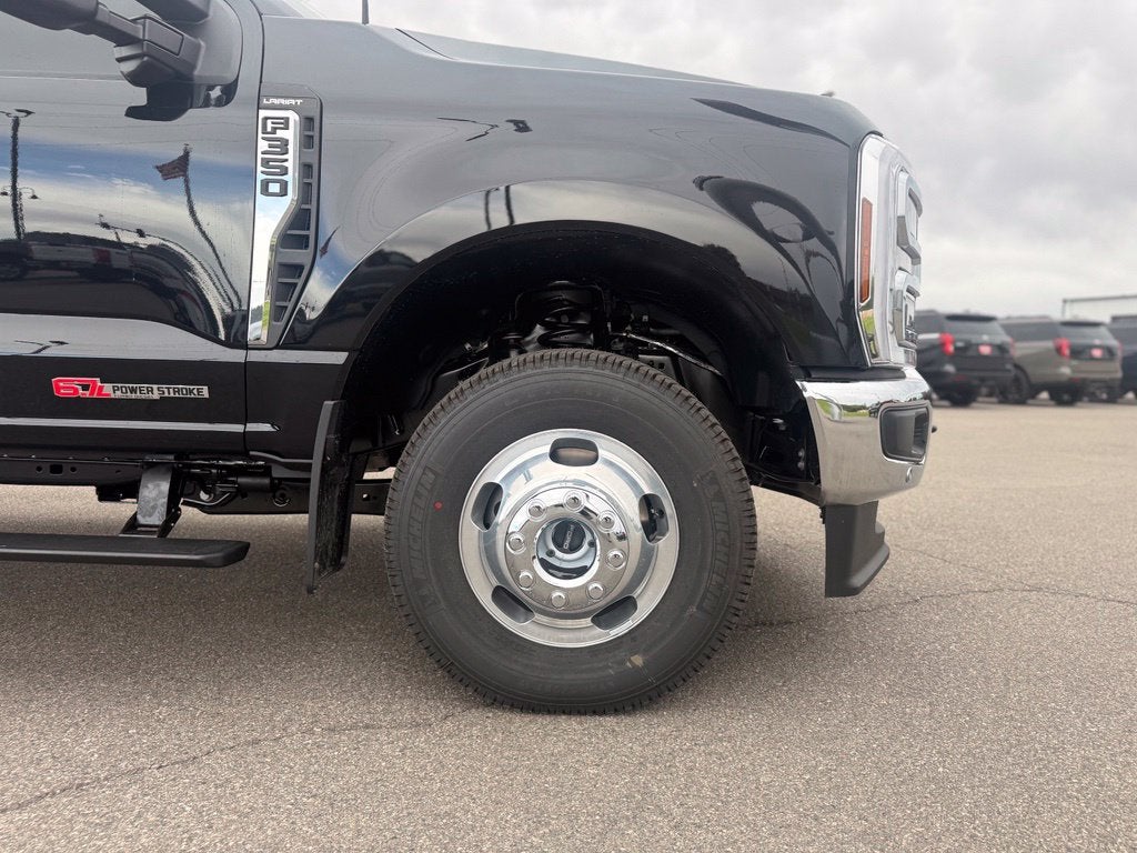 2027 Ford F-350SD Lariat DRW