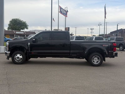 2027 Ford F-350SD Lariat DRW