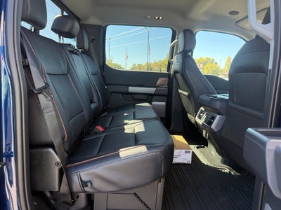 2027 Ford F-350SD Lariat DRW