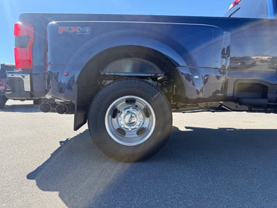 2027 Ford F-350SD Lariat DRW