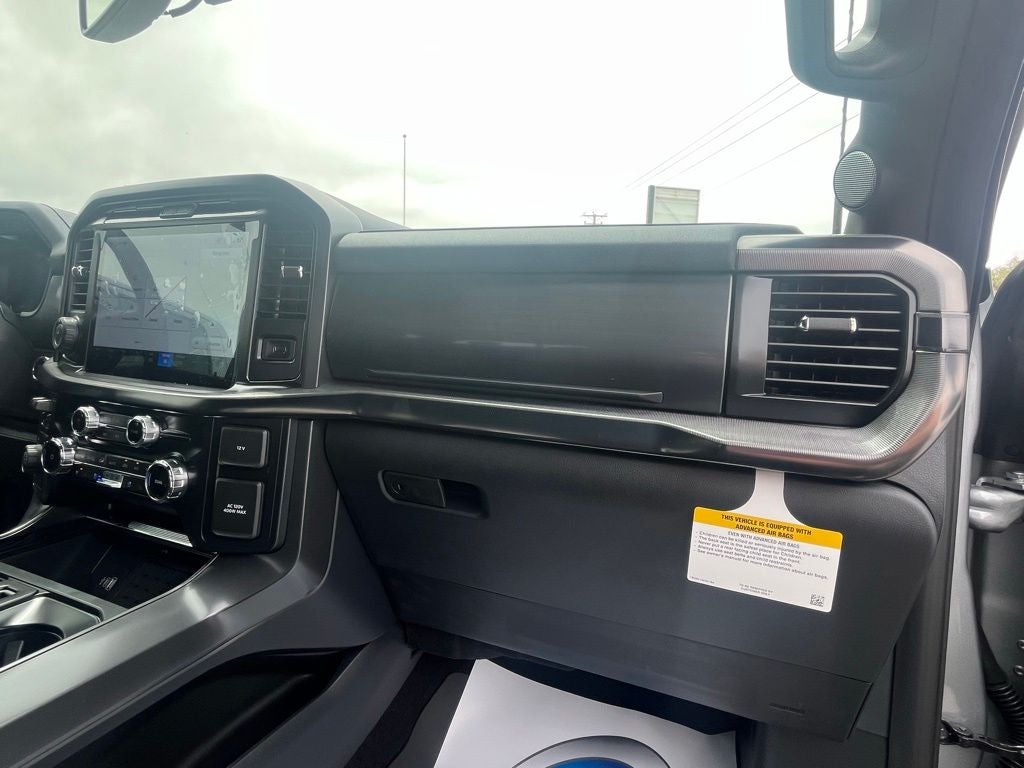 2026 Ford F-150 Lariat Black Appearance Pkg