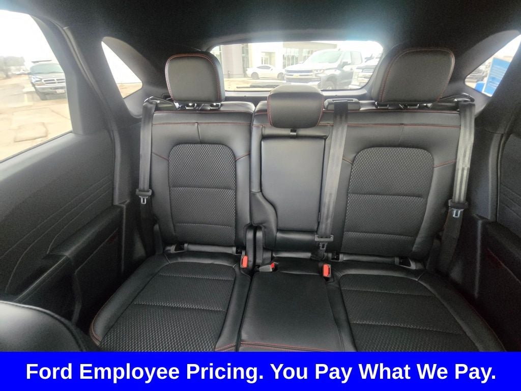 2026 Ford Escape ST-Line - Photo 34