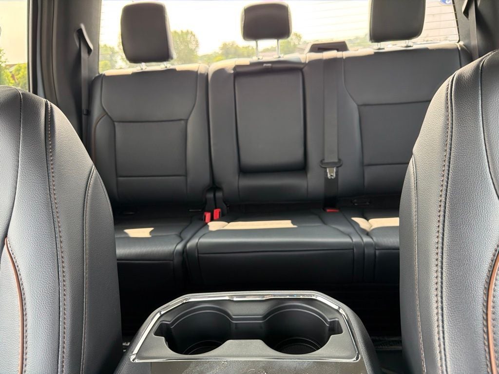 2026 Ford F-250SD Lariat Black Appearance Pkg.
