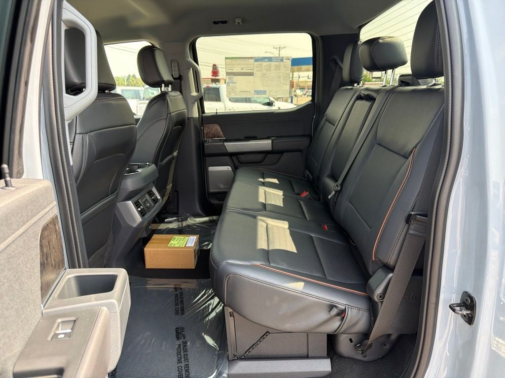 2026 Ford F-250SD Lariat Black Appearance Pkg.