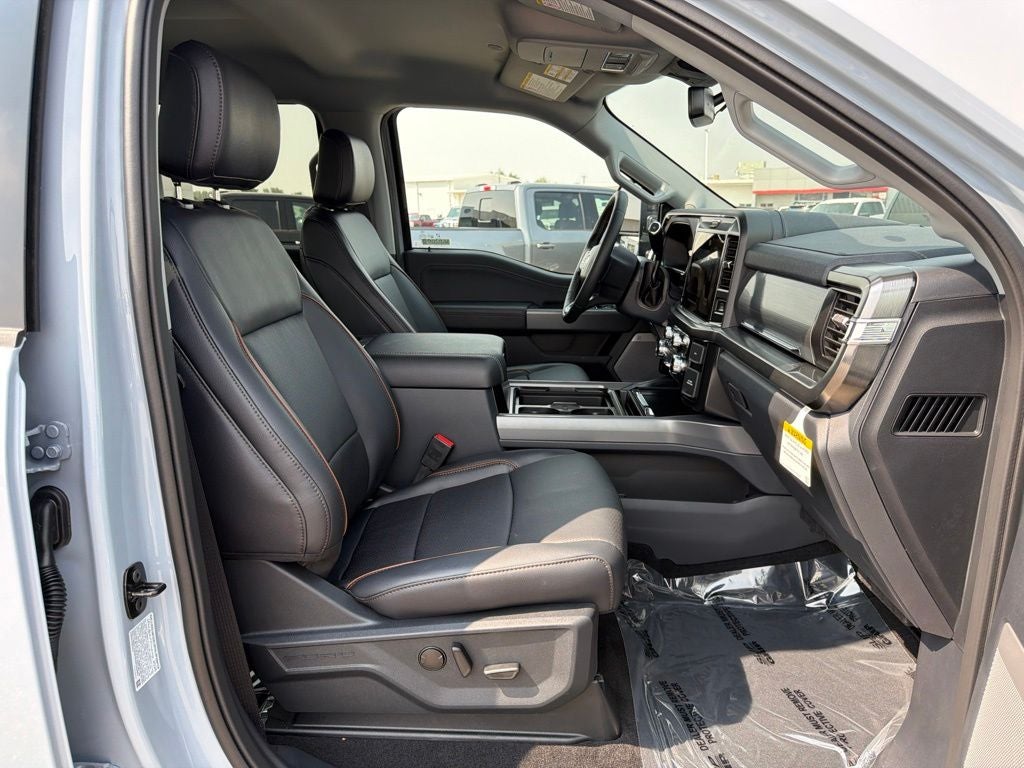2026 Ford F-250SD Lariat Black Appearance Pkg.
