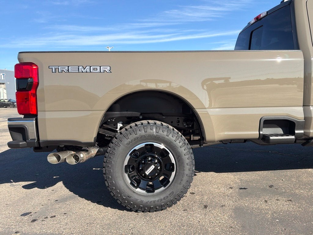 2027 Ford F-350SD Lariat Tremor