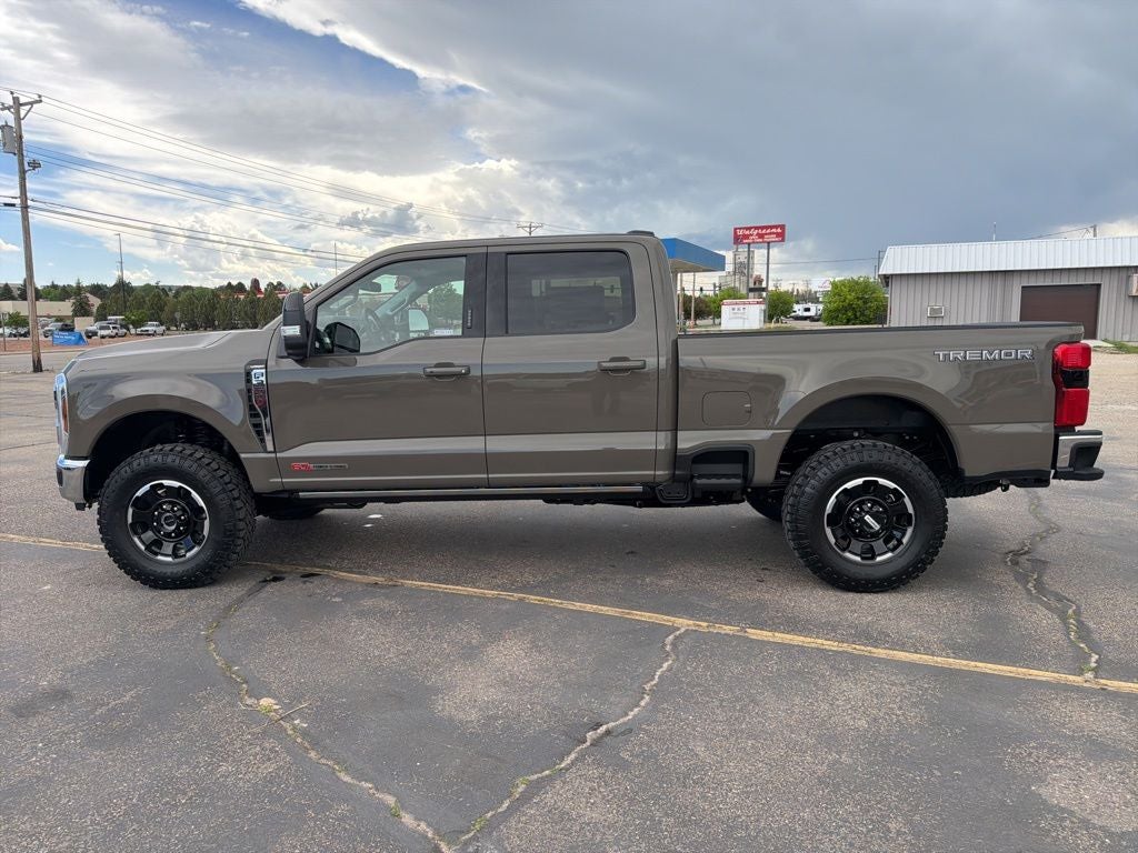 2026 Ford F-350SD Lariat Tremor