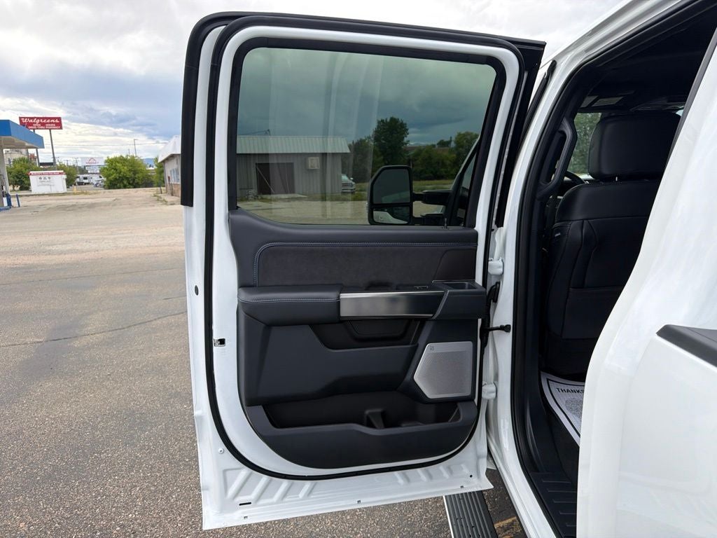 2026 Ford F-350SD Platinum