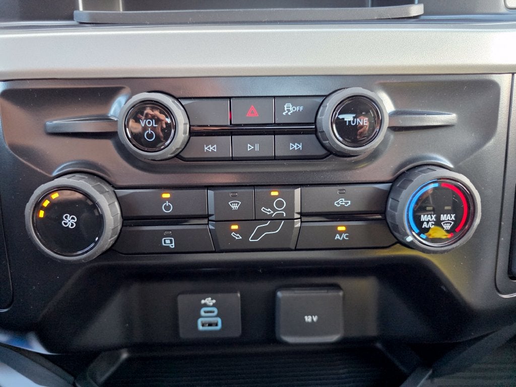 2027 Ford F-250SD XLT