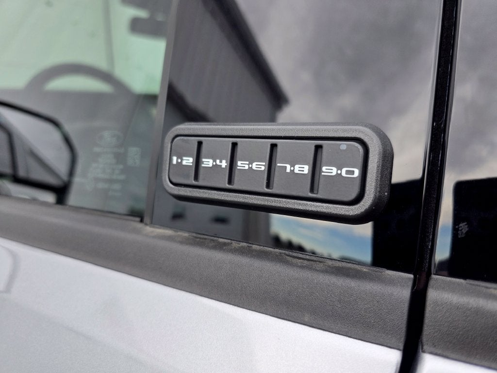 2027 Ford F-350SD XLT