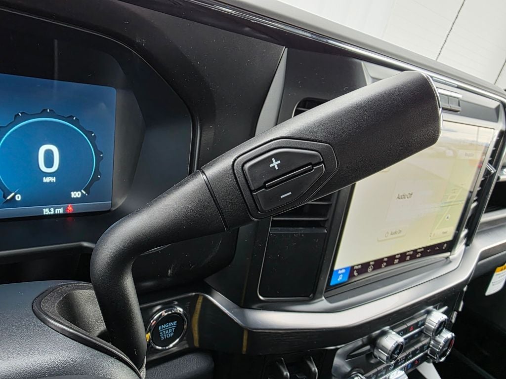 2026 Ford F-350SD Lariat Black Appearance Pkg