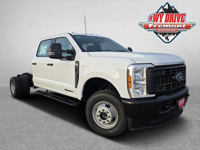 2026 Ford F-350 Super Duty Chassis Cab