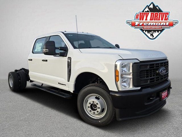 2026 Ford F-350 Super Duty Chassis Cab