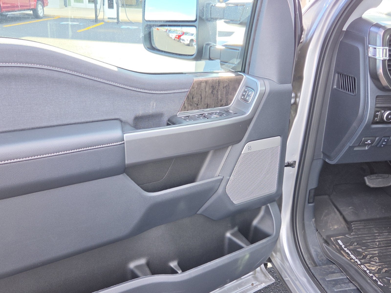 2027 Ford F-250SD Lariat Tremor