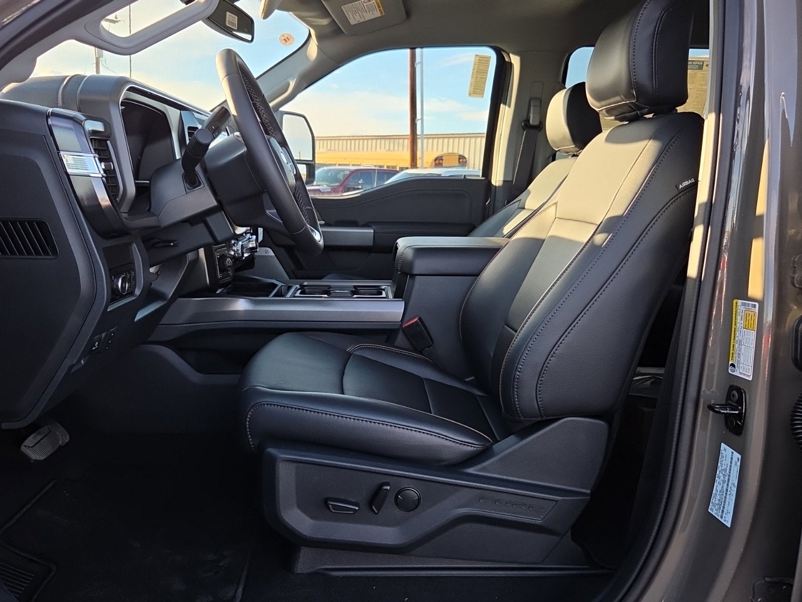 2027 Ford F-350SD Lariat Tremor