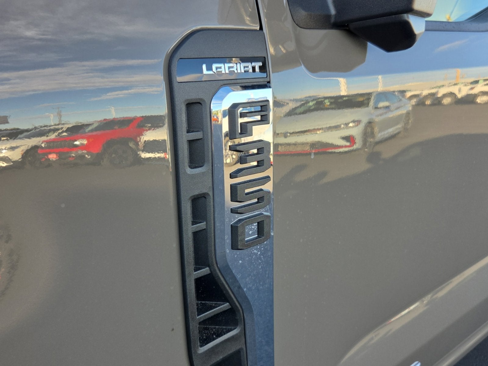 2027 Ford F-350SD Lariat Tremor
