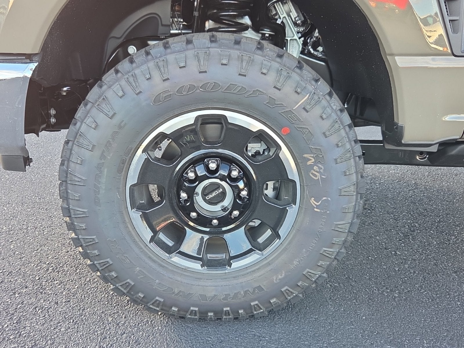 2027 Ford F-350SD Lariat Tremor