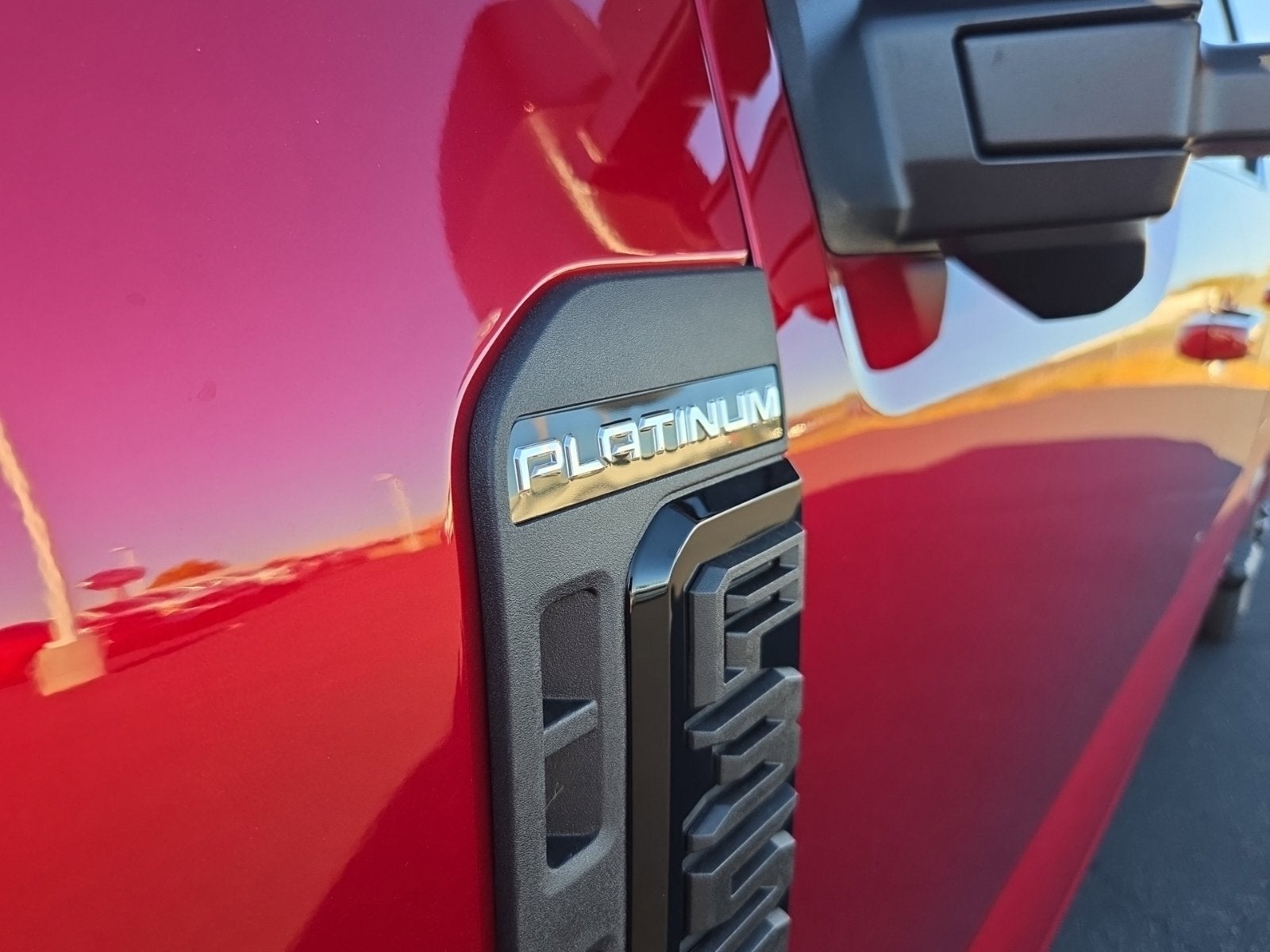 2027 Ford F-350SD Platinum