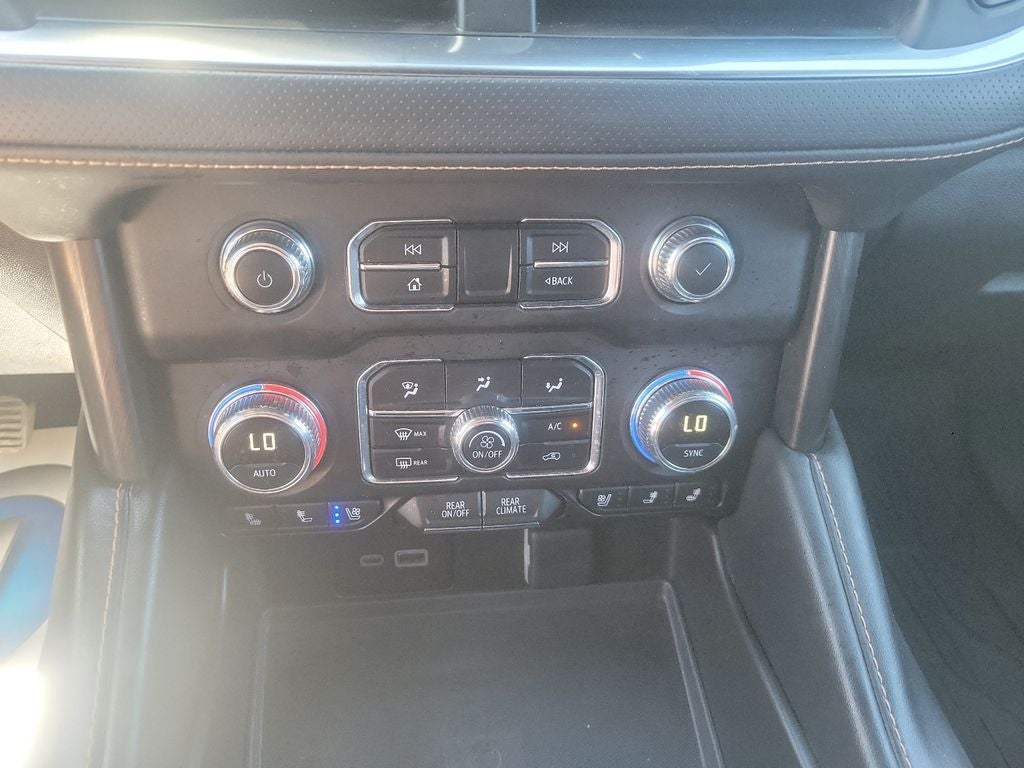 2024 GMC Yukon AT4